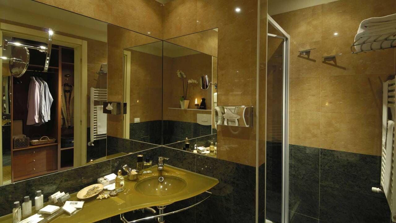 Phi Hotel Emilia Оццано-делл'Емілія Екстер'єр фото